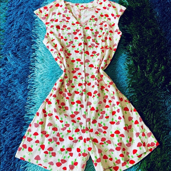 VINTAGE | 70s Mushroom Jumper🍄 - Picture 2 of 4